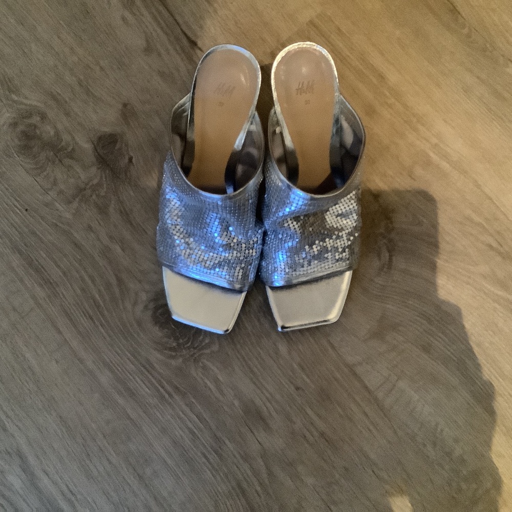 H&M metallic heel
